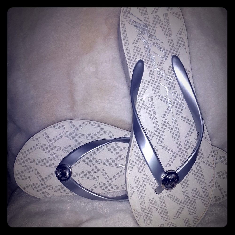 Michael Kors Bedford Flip Flop